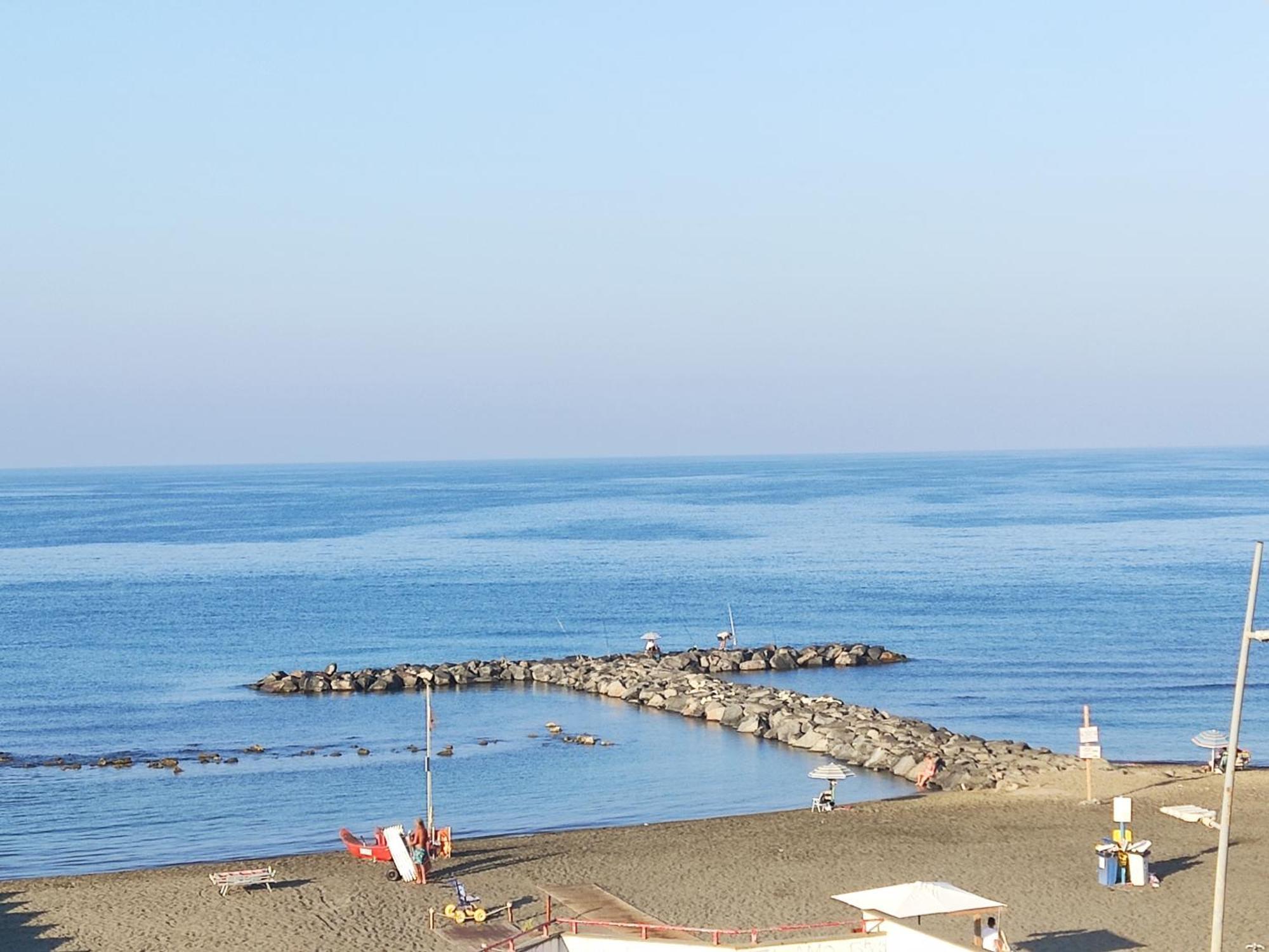 Apartment With Seaview Casa Davidoff Lido di Ostia Exterior photo